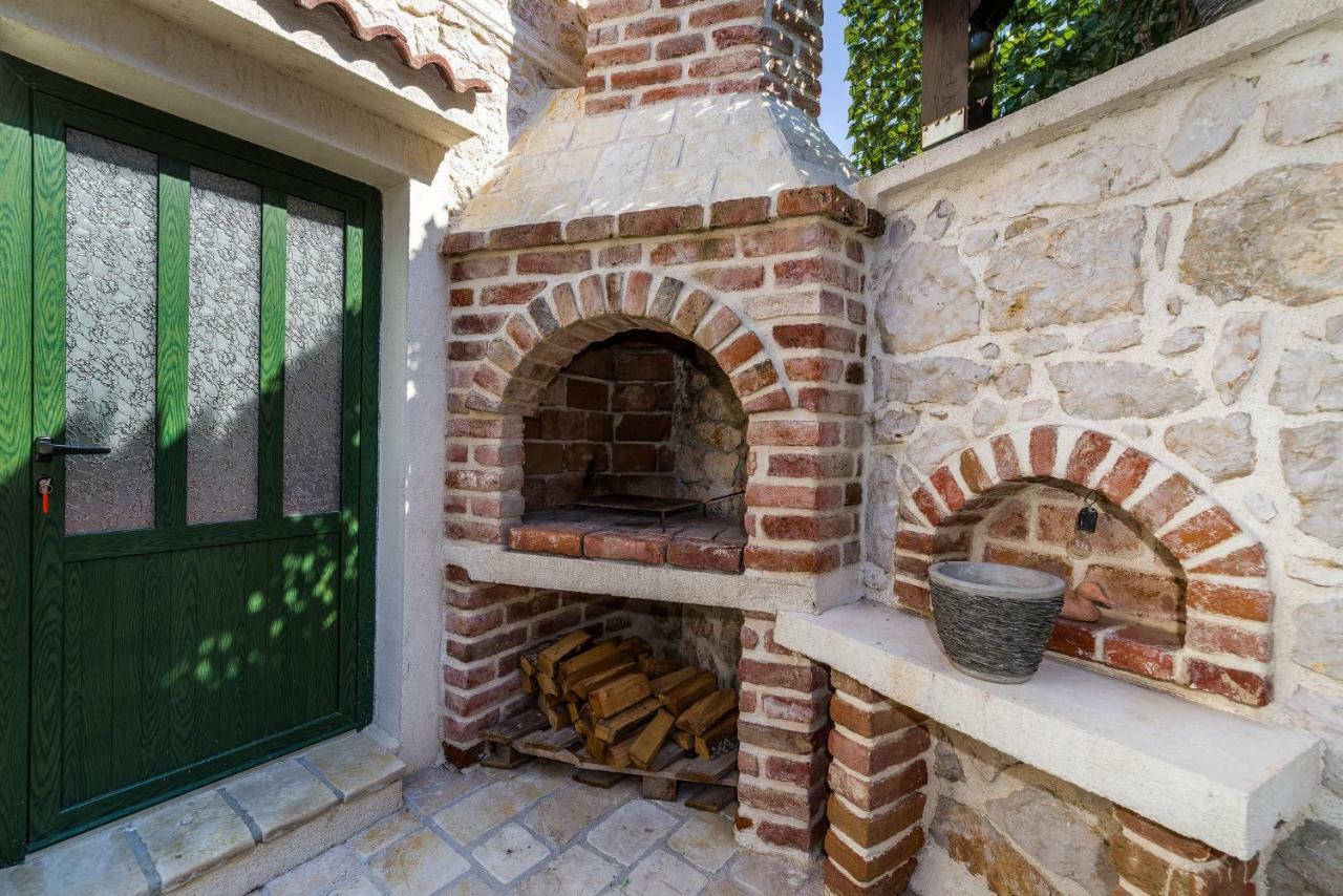 Villa Stone House Ražanac Exterior foto